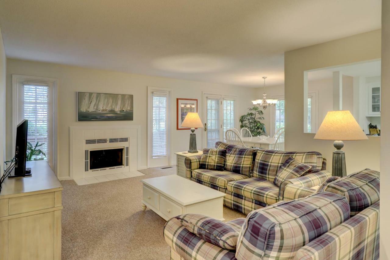 2 Bed 2 Bath Villa In Island,Shipyard - Hilton Head Хилтън Хед Айлънд Екстериор снимка